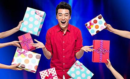 《胜利女神：新的希望》国服预告 性感美女蹲姿作战